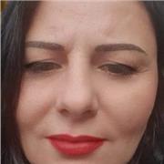 Professoressa di biologia ed chimica . Pero mi piace tantissimo la geografia. Ed ho stidiato anche la Historia Unuversala